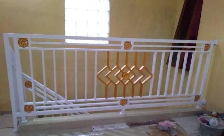 Pagar Balkon - 4